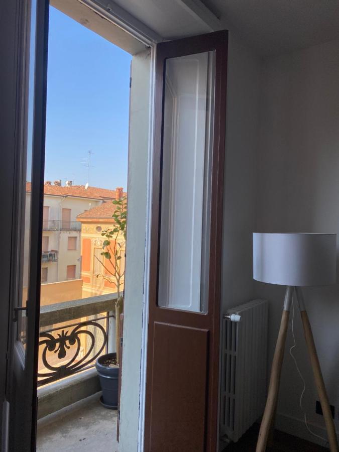 Ferienwohnung Loft Manzoni 37 Cremona Exterior foto