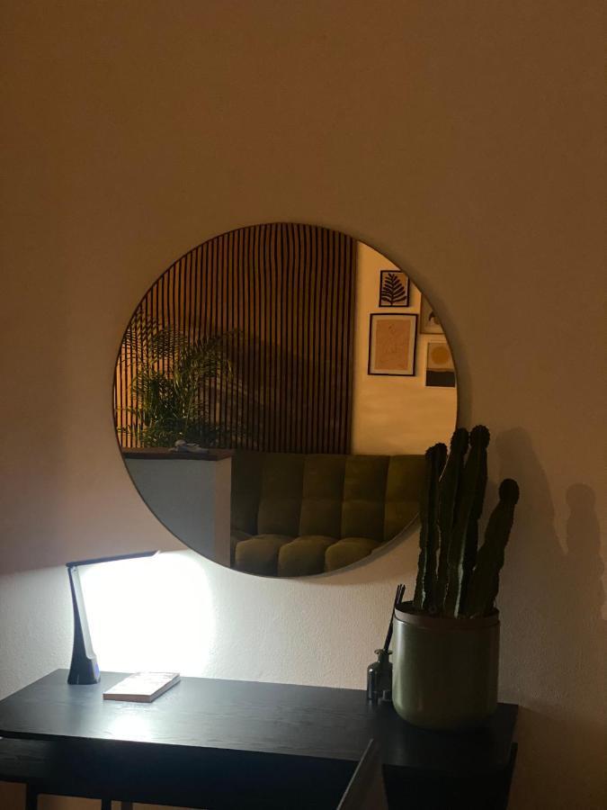 Ferienwohnung Loft Manzoni 37 Cremona Exterior foto